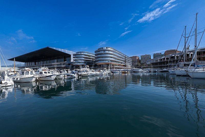 appartamento in vendita a Genova in zona Carignano