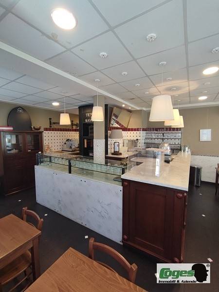 negozio in vendita a Genova in zona Sampierdarena