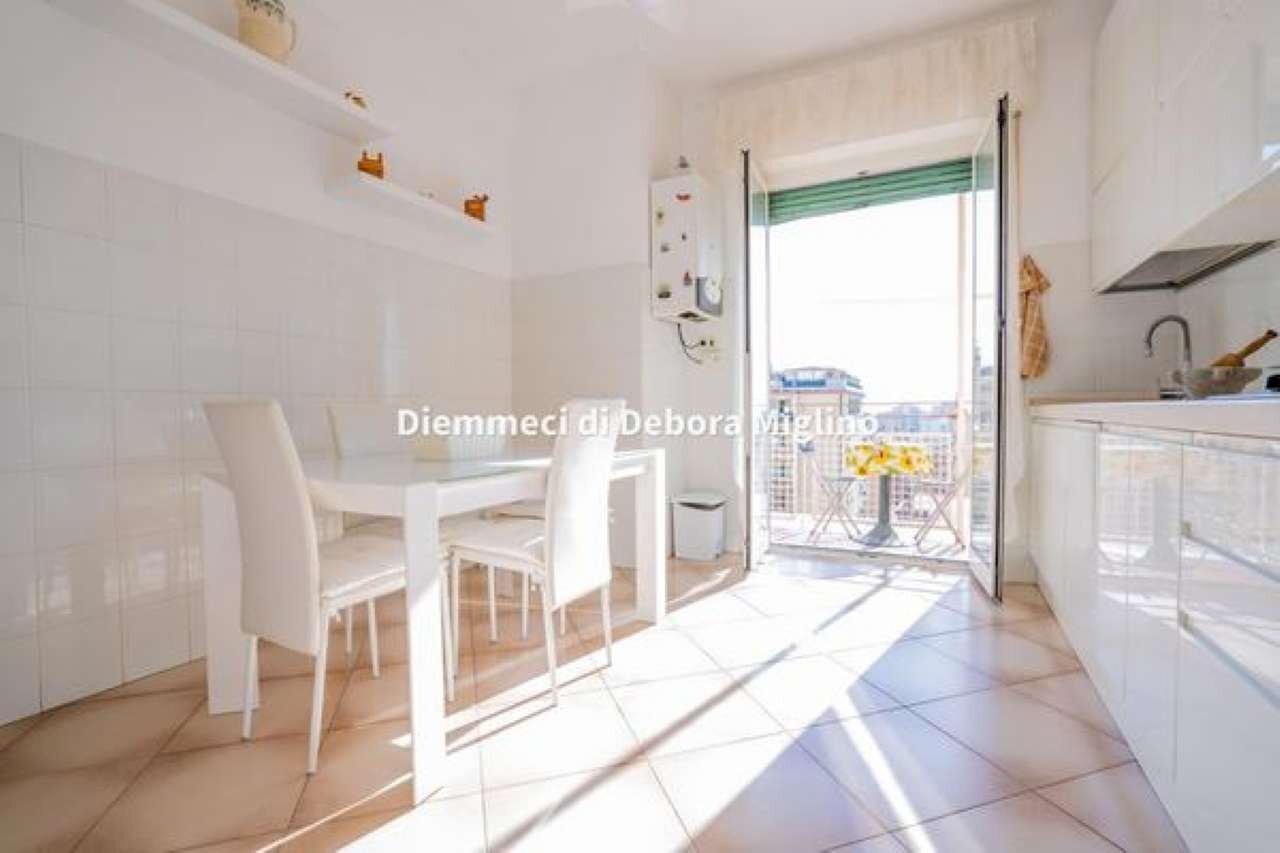 appartamento in vendita a Genova in zona Sestri Ponente