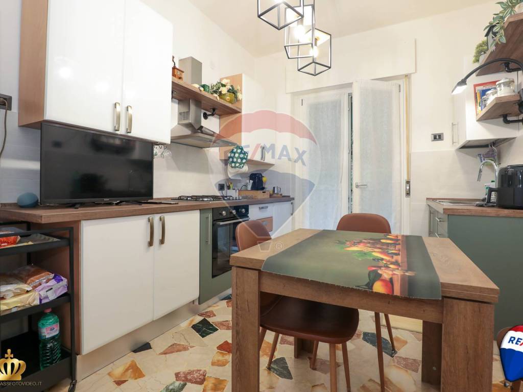 appartamento in vendita a Genova in zona Pontedecimo