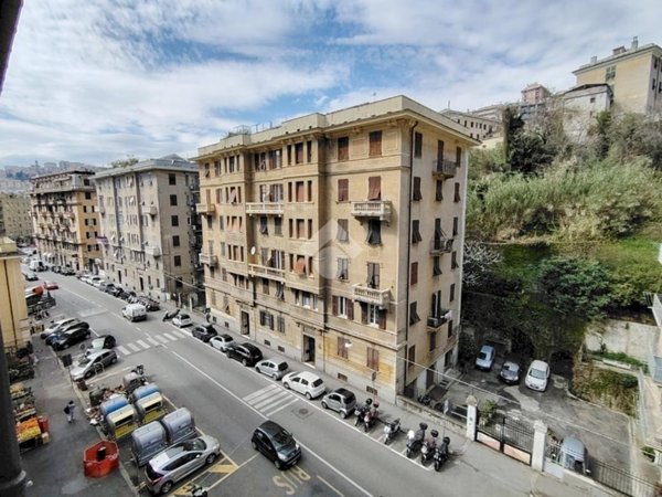 appartamento in vendita a Genova in zona Marassi