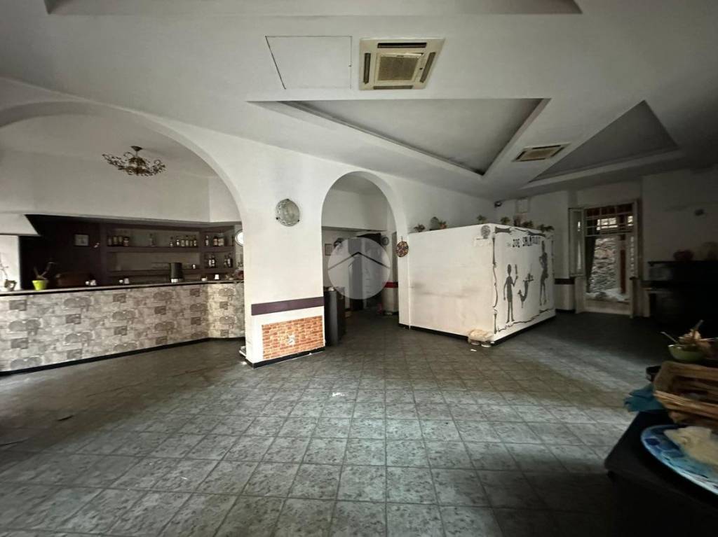negozio in vendita a Genova in zona Pegli