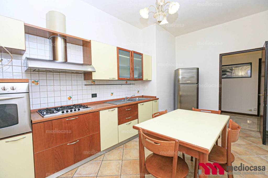 appartamento in vendita a Genova in zona Lagaccio / Granarolo
