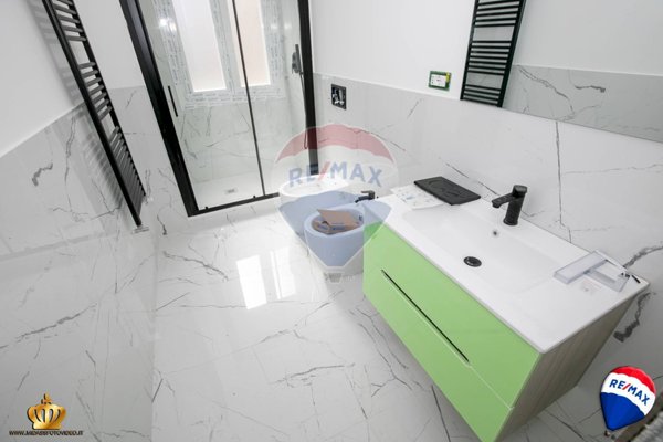 appartamento in vendita a Genova in zona Marassi
