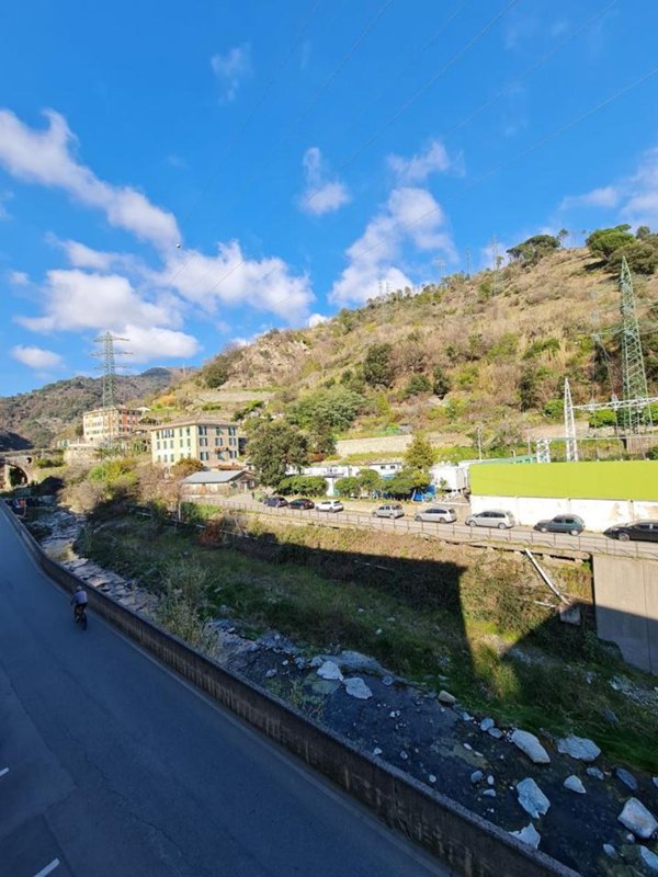 appartamento in vendita a Genova in zona Pegli