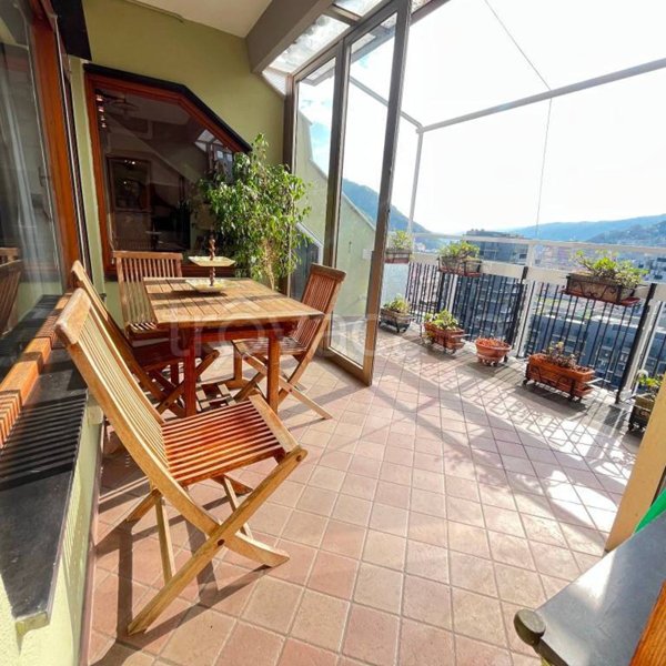 appartamento in vendita a Genova in zona Molassana