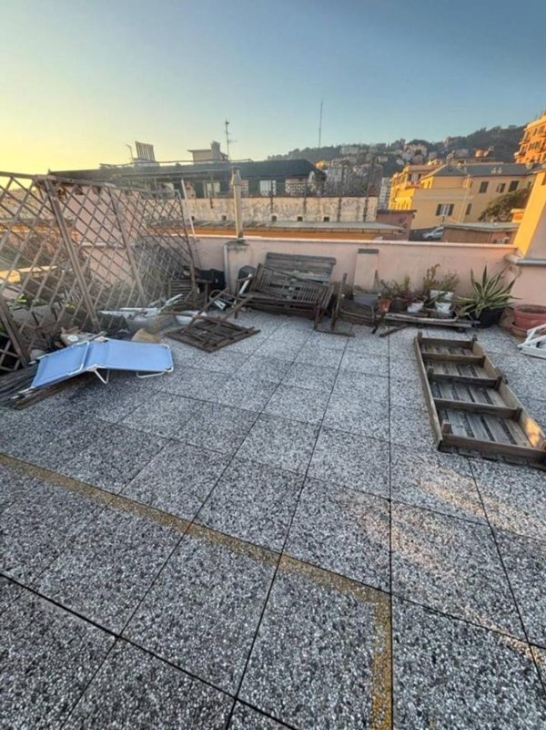 appartamento in vendita a Genova in zona Lagaccio / Granarolo