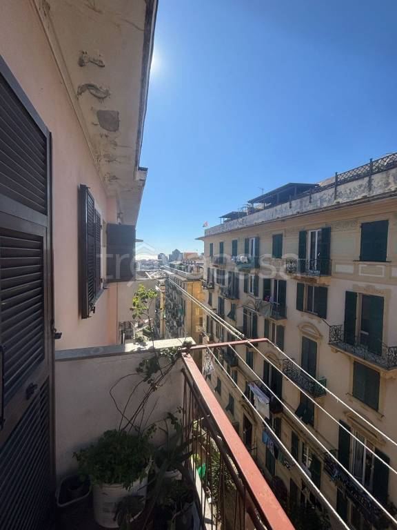 appartamento in vendita a Genova in zona Lagaccio / Granarolo