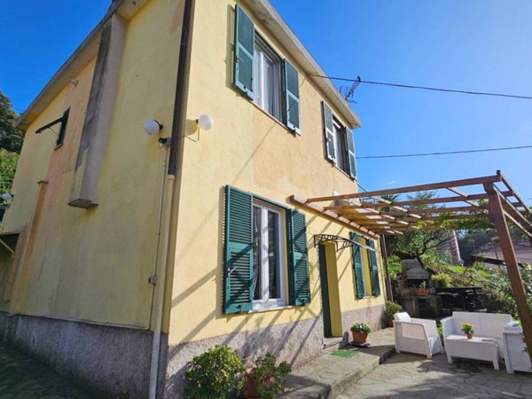 casa indipendente in vendita a Genova in zona Bolzaneto