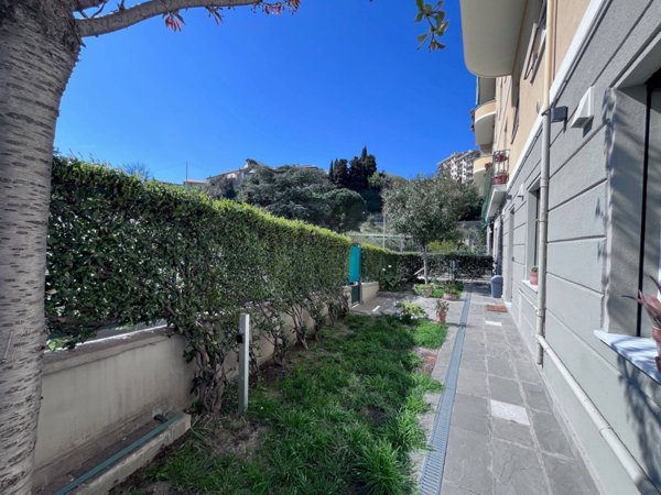 appartamento in vendita a Genova in zona Castelletto