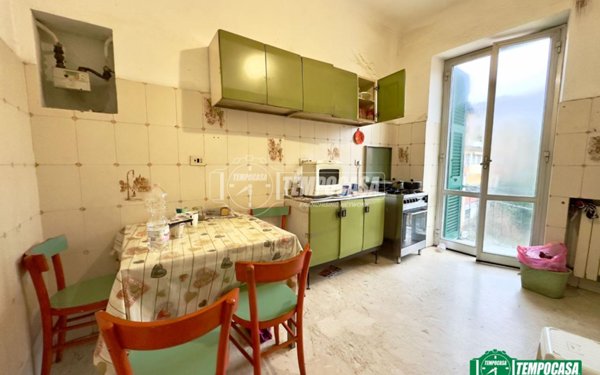appartamento in vendita a Genova in zona Sestri Ponente