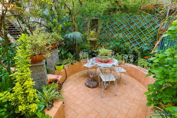 appartamento in vendita a Genova in zona Quezzi