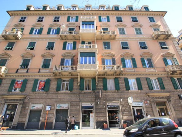 appartamento in vendita a Genova in zona Quezzi