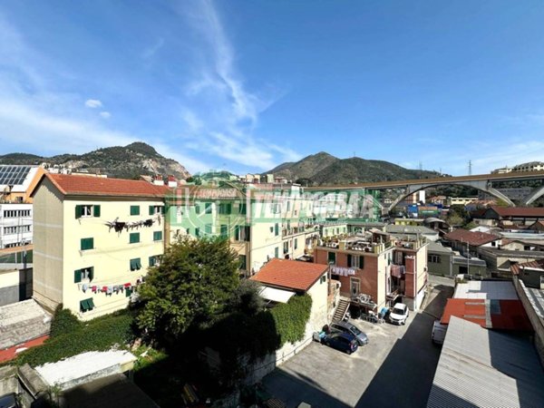 appartamento in vendita a Genova in zona Cornigliano