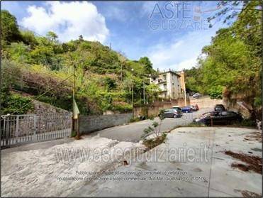 terreno edificabile in vendita a Genova in zona Pegli