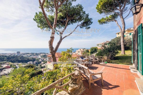 casa indipendente in vendita a Genova in zona Apparizione