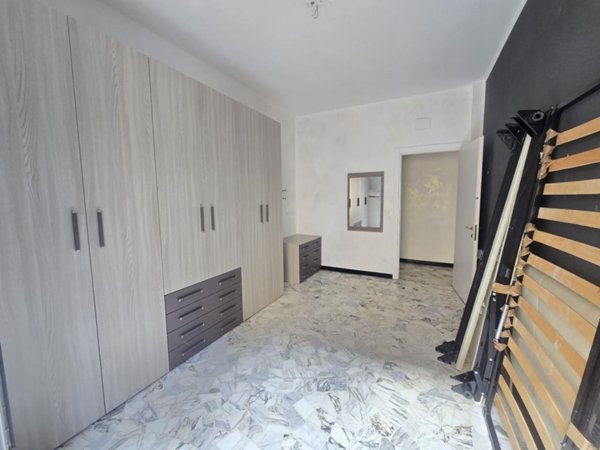 appartamento in vendita a Genova in zona Sestri Ponente