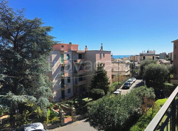 appartamento in vendita a Genova in zona Sturla
