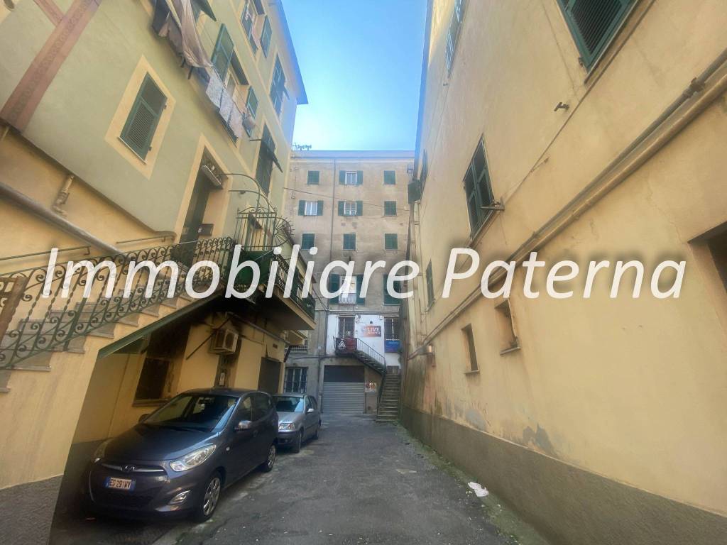 trivano in vendita a Genova in zona Marassi