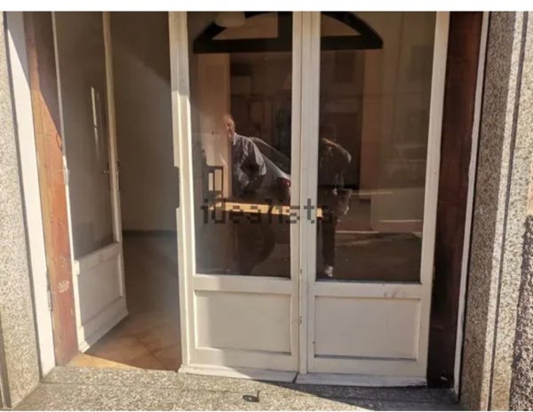 locale di sgombero in vendita a Genova