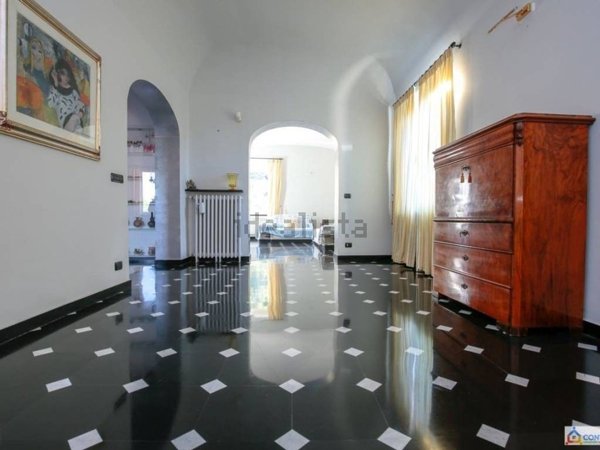 casa indipendente in vendita a Genova in zona Albaro