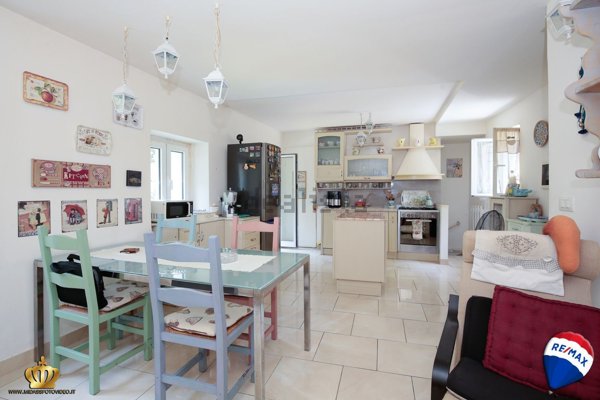 casa indipendente in vendita a Genova in zona Struppa