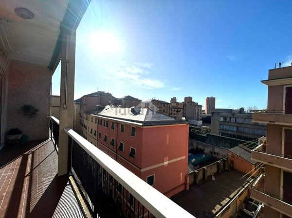 appartamento in vendita a Genova in zona Sampierdarena