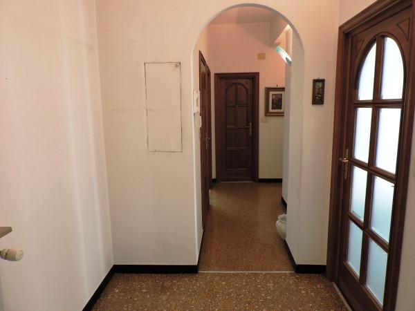 appartamento in vendita a Genova in zona Sampierdarena