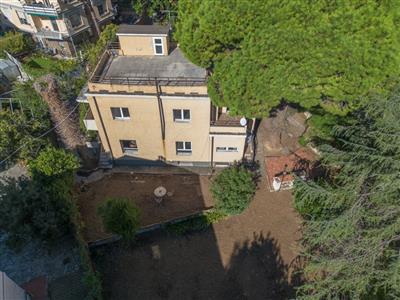casa indipendente in vendita a Genova