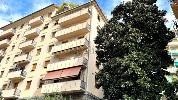 appartamento in vendita a Genova in zona Sampierdarena