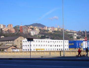 negozio in vendita a Genova in zona Cornigliano