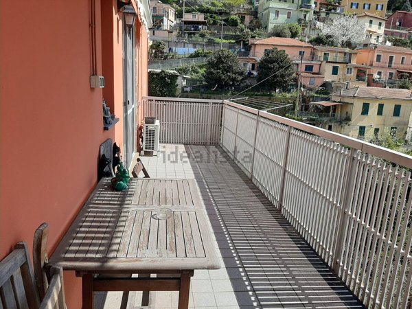 appartamento in vendita a Genova in zona Rivarolo