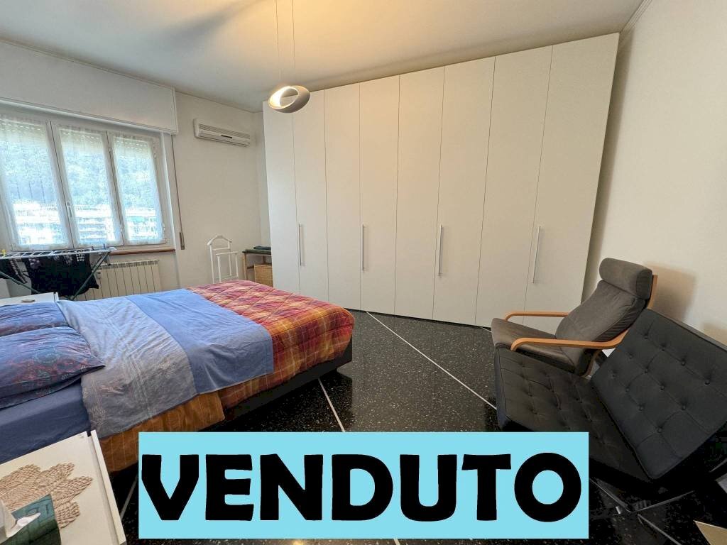appartamento in vendita a Genova in zona Pegli
