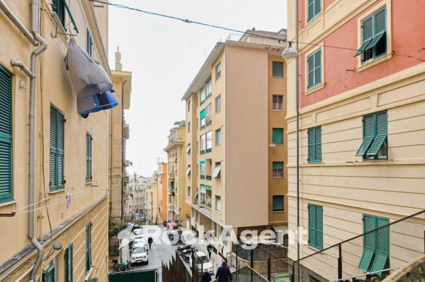 appartamento in vendita a Genova in zona Sampierdarena