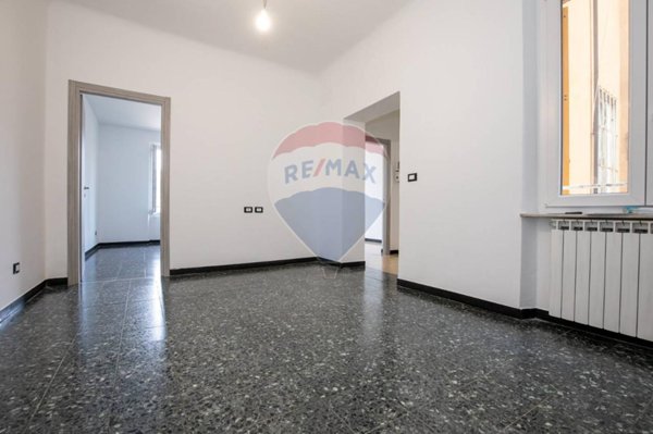 appartamento in vendita a Genova in zona Rivarolo