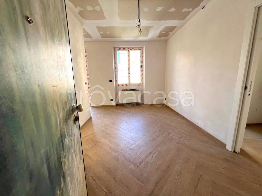 appartamento in vendita a Genova in zona Sestri Ponente