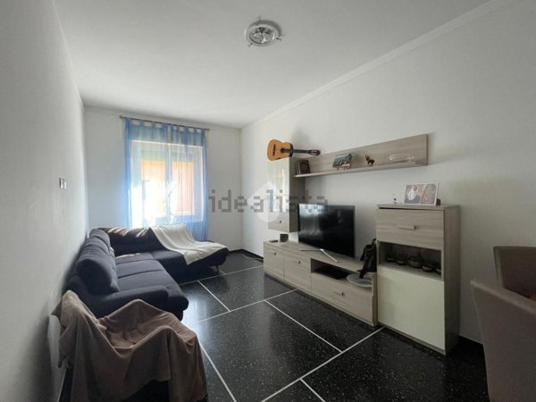 appartamento in vendita a Genova in zona Bolzaneto