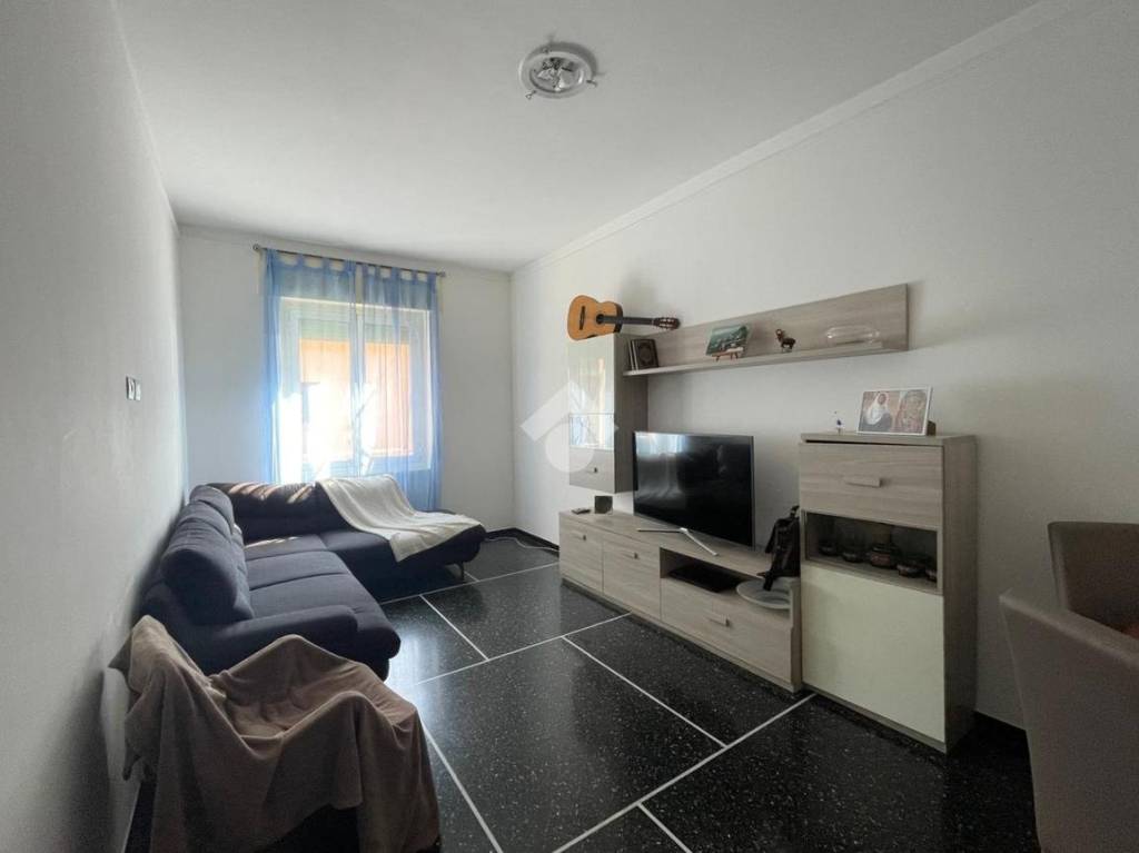 appartamento in vendita a Genova in zona Bolzaneto