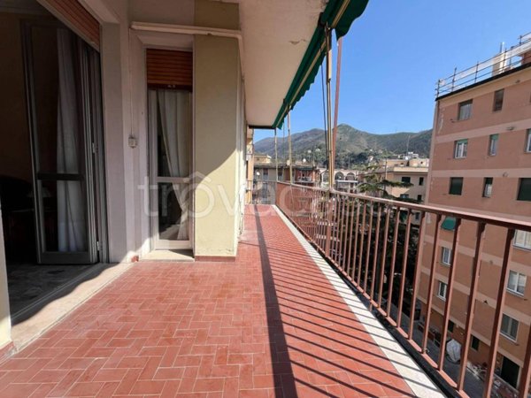appartamento in vendita a Genova in zona Sestri Ponente