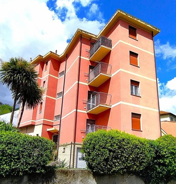 appartamento in vendita a Genova in zona Pontedecimo