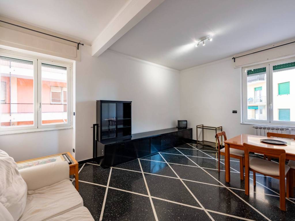 appartamento in vendita a Genova in zona Marassi