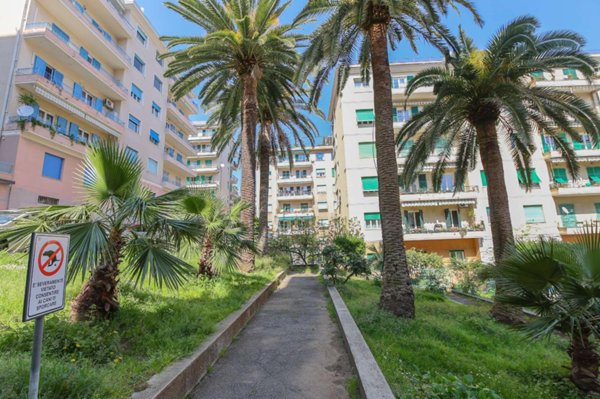 appartamento in vendita a Genova in zona Pegli