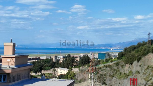 appartamento in vendita a Genova in zona Cornigliano
