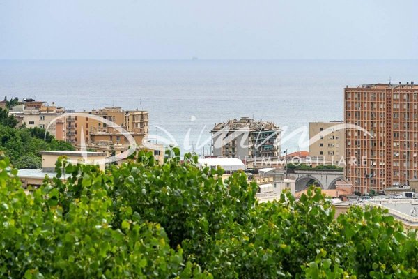 appartamento in vendita a Genova