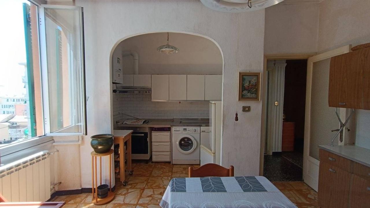 appartamento in vendita a Genova in zona Palmaro / Pra'