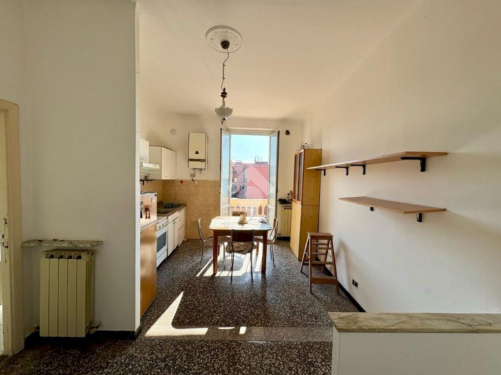 appartamento in vendita a Genova in zona Cornigliano