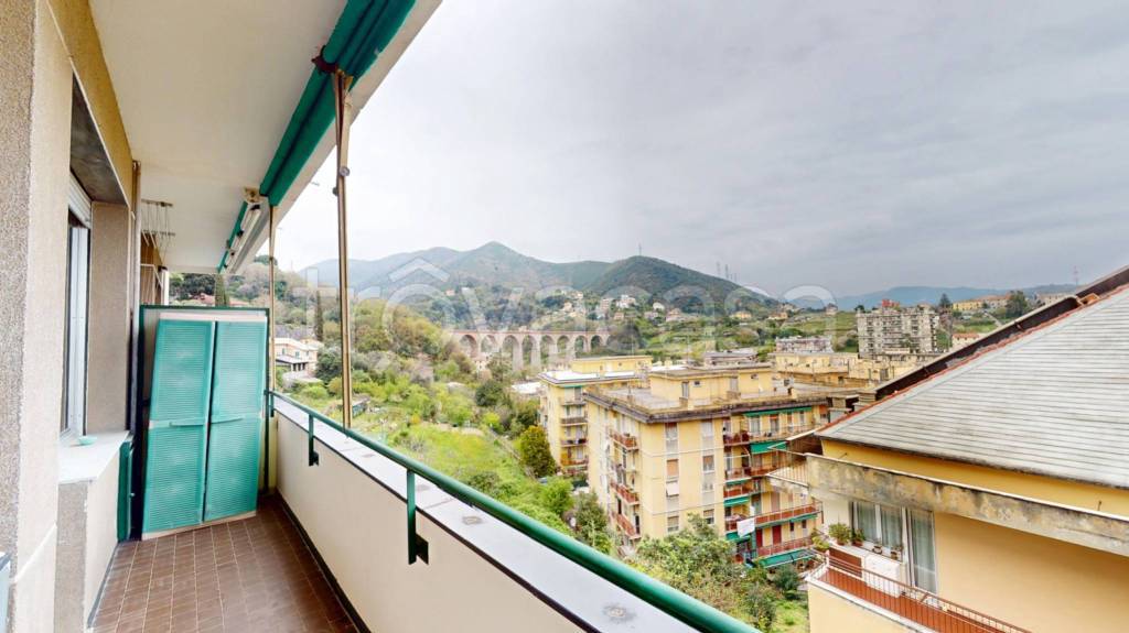 appartamento in vendita a Genova in zona Sestri Ponente