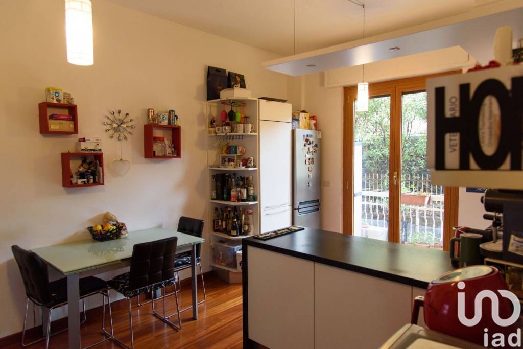 appartamento in vendita a Genova in zona Sestri Ponente