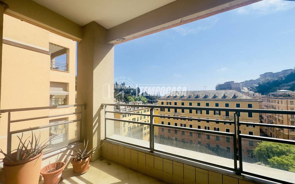 appartamento in vendita a Genova in zona DiNegro