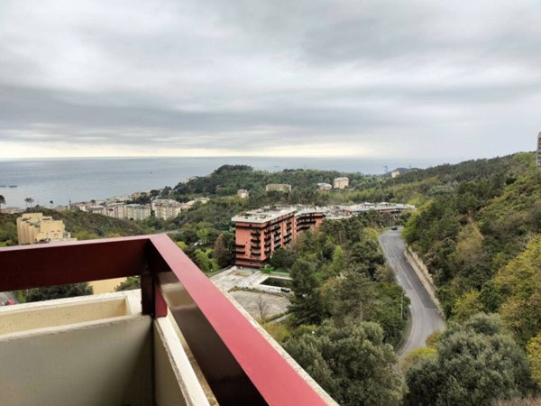 appartamento in vendita a Genova in zona Pegli